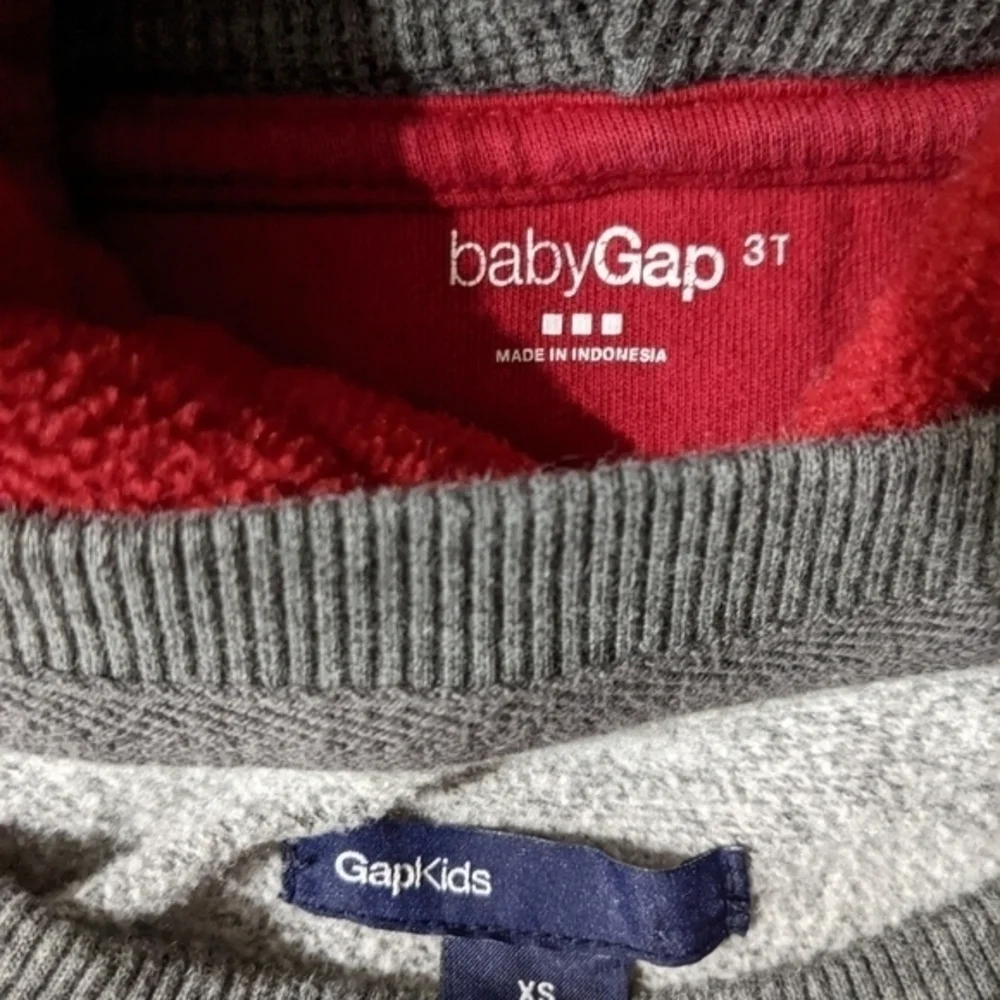 Boys Gap sweater and pullover fleece hoodie‎ size 3t 4-5t